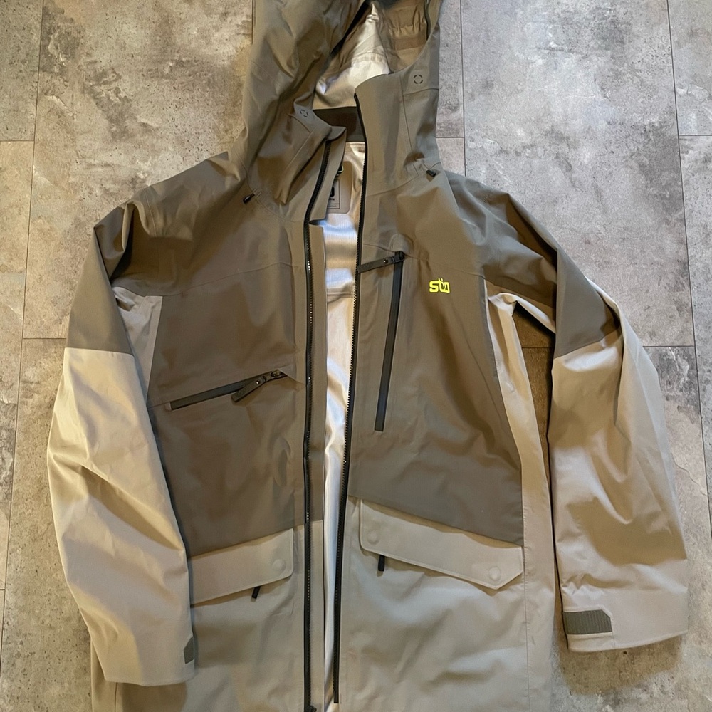 Stio Tan and Cream Men's Jacket - Picture 6 of 6